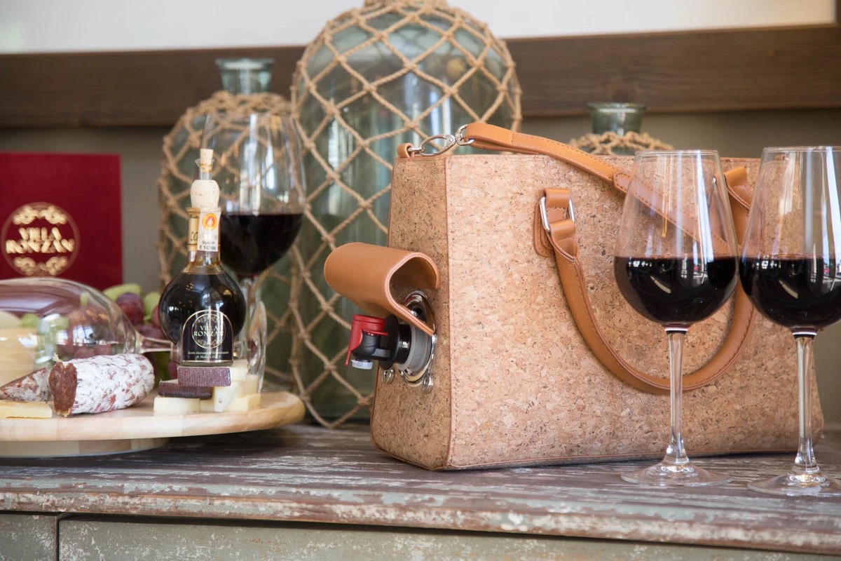 Picnic Gift Cork Drink Purse with Wine Bladder - Picnic World
